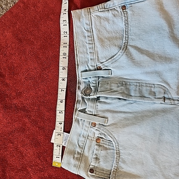 AWESOME LEVIS 501 LIGHTWASH JEAN SHORTS - Picture 5 of 8